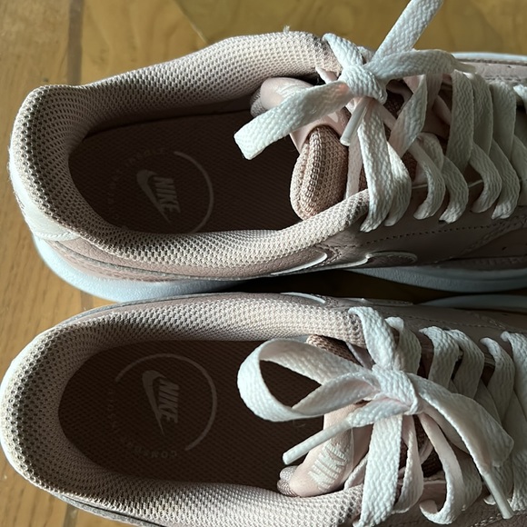 New Nike women’s shoes, light pink, size 7 - Picture 6 of 7